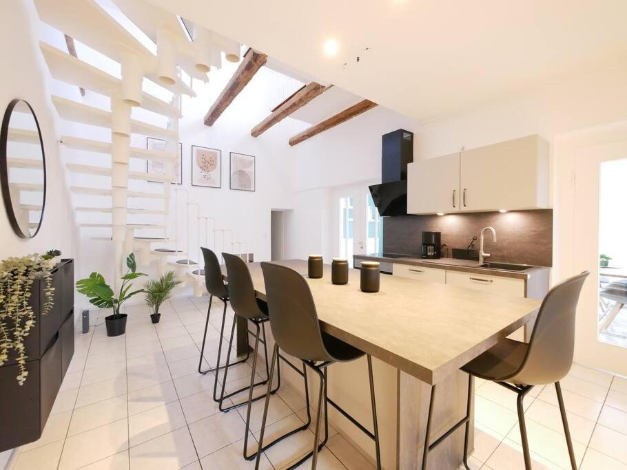 110 M2, Dachterrasse, Kueche, Zentral, Ruhige Lage Apartment Paderborn Ngoại thất bức ảnh