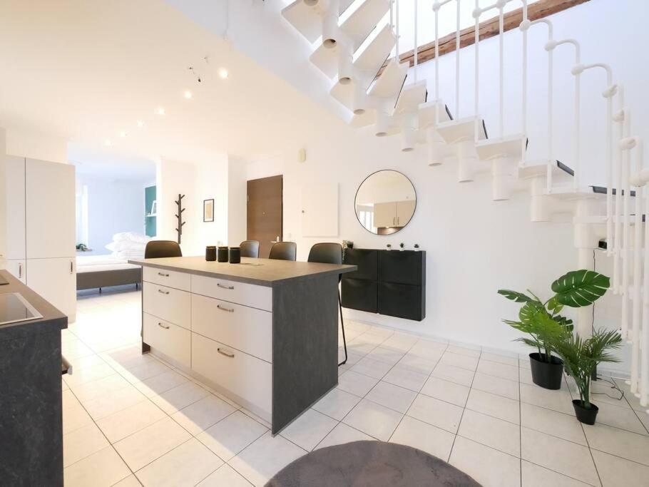110 M2, Dachterrasse, Kueche, Zentral, Ruhige Lage Apartment Paderborn Ngoại thất bức ảnh